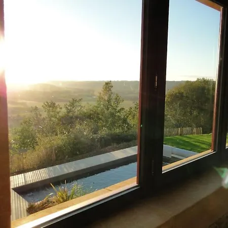 Villa Avec Vue Exceptionnelle Sur La Vallee Castels